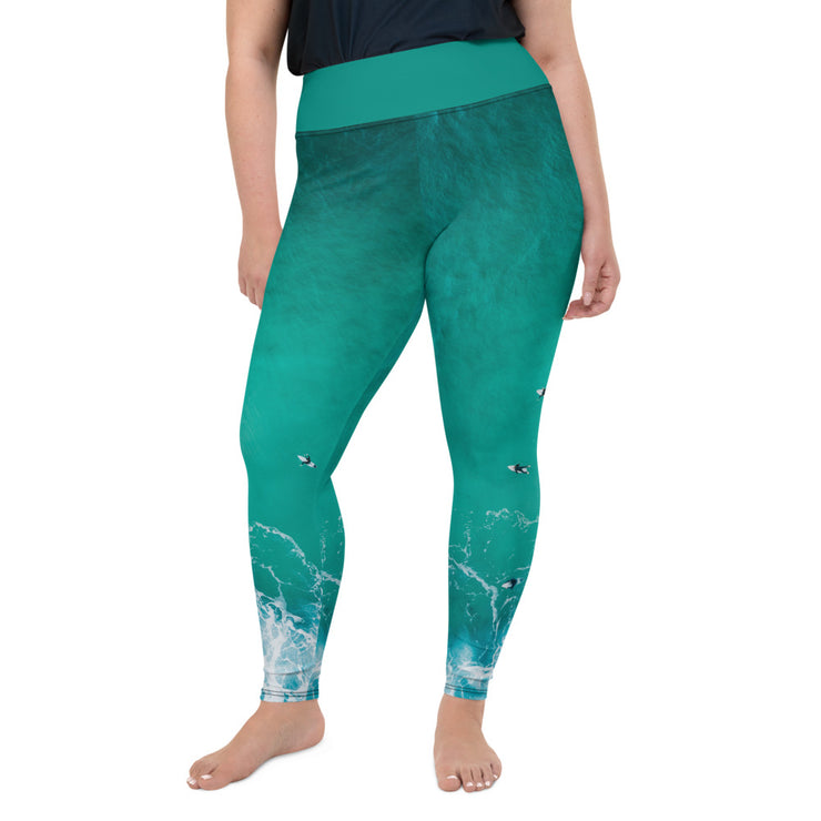 Athleisure Plus Size Leggings with great prints and colorful patterns like Athleisure leggings by Lululemon Athletica, Fabletics, Sweaty Betty, Under Armour, Nike and Adidas 