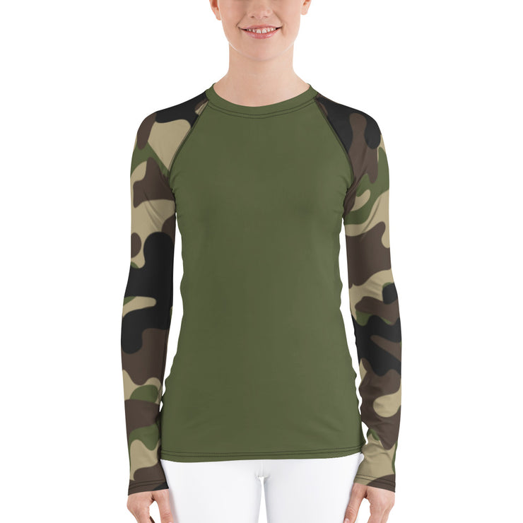 "Hide n' Seek" Land & Sea Fitness Top in Military Green